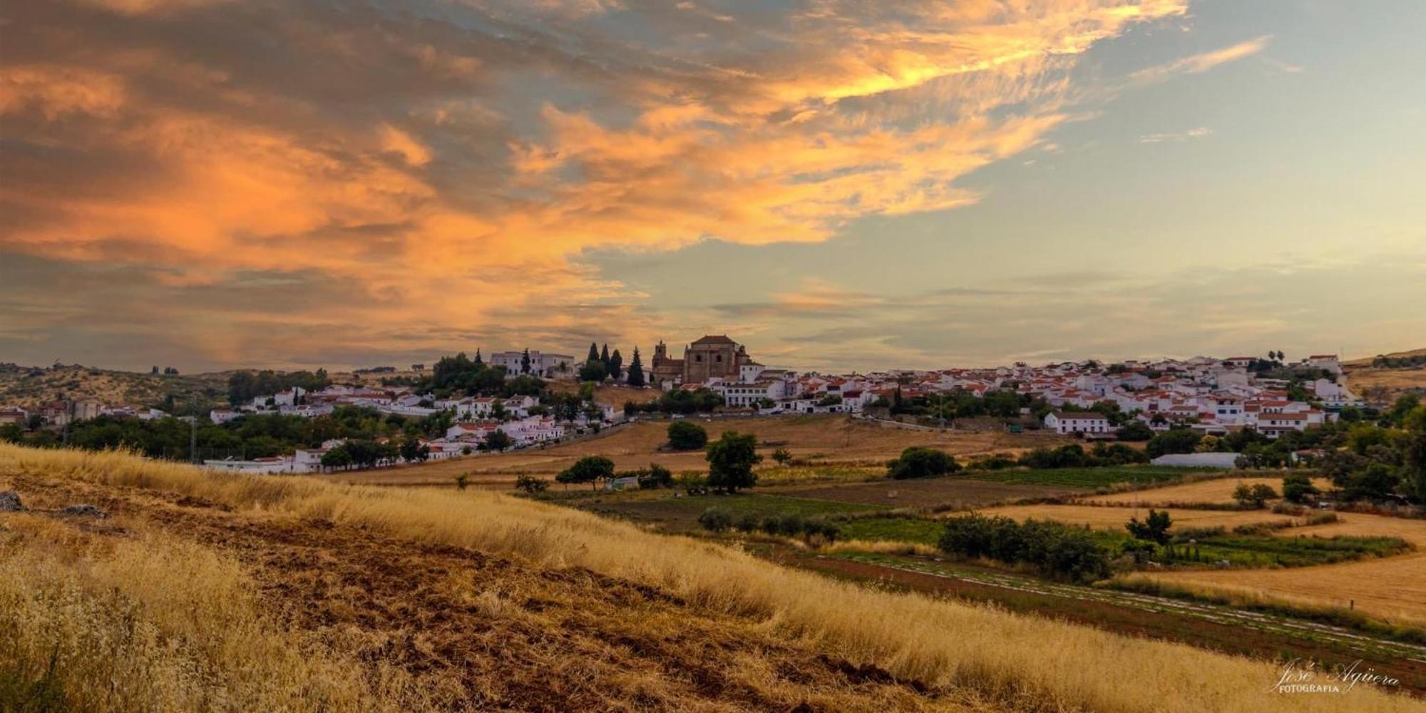דירות קזאיה דה לה סיירה Apartamento Rural Casa Monte מראה חיצוני תמונה